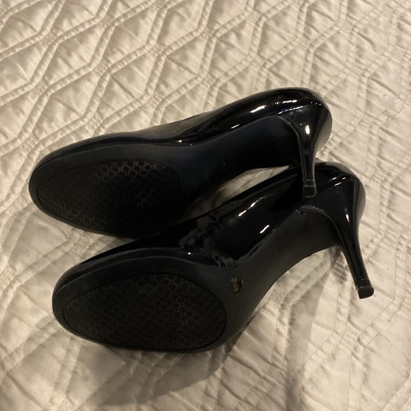 I bought these and never wore them. - Picture 3 of 3